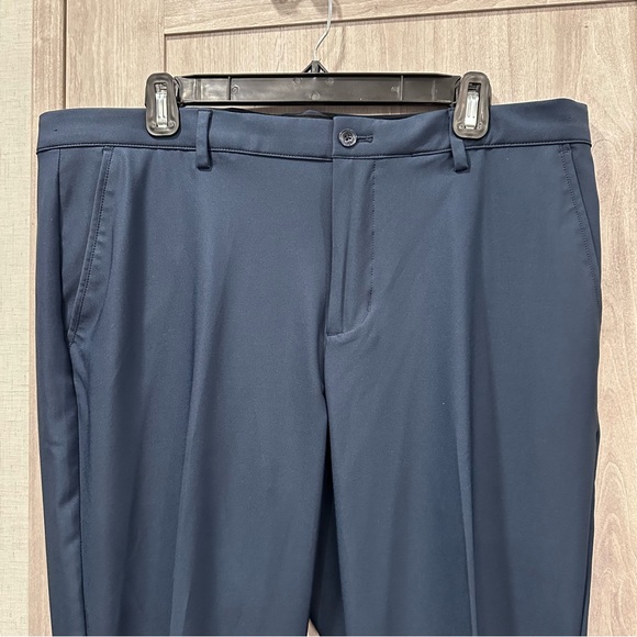 Greg Norman Navy Blue Pants 36x34 Flat Front Stretch Tech Gripper Waist TL110646 - Picture 9 of 16